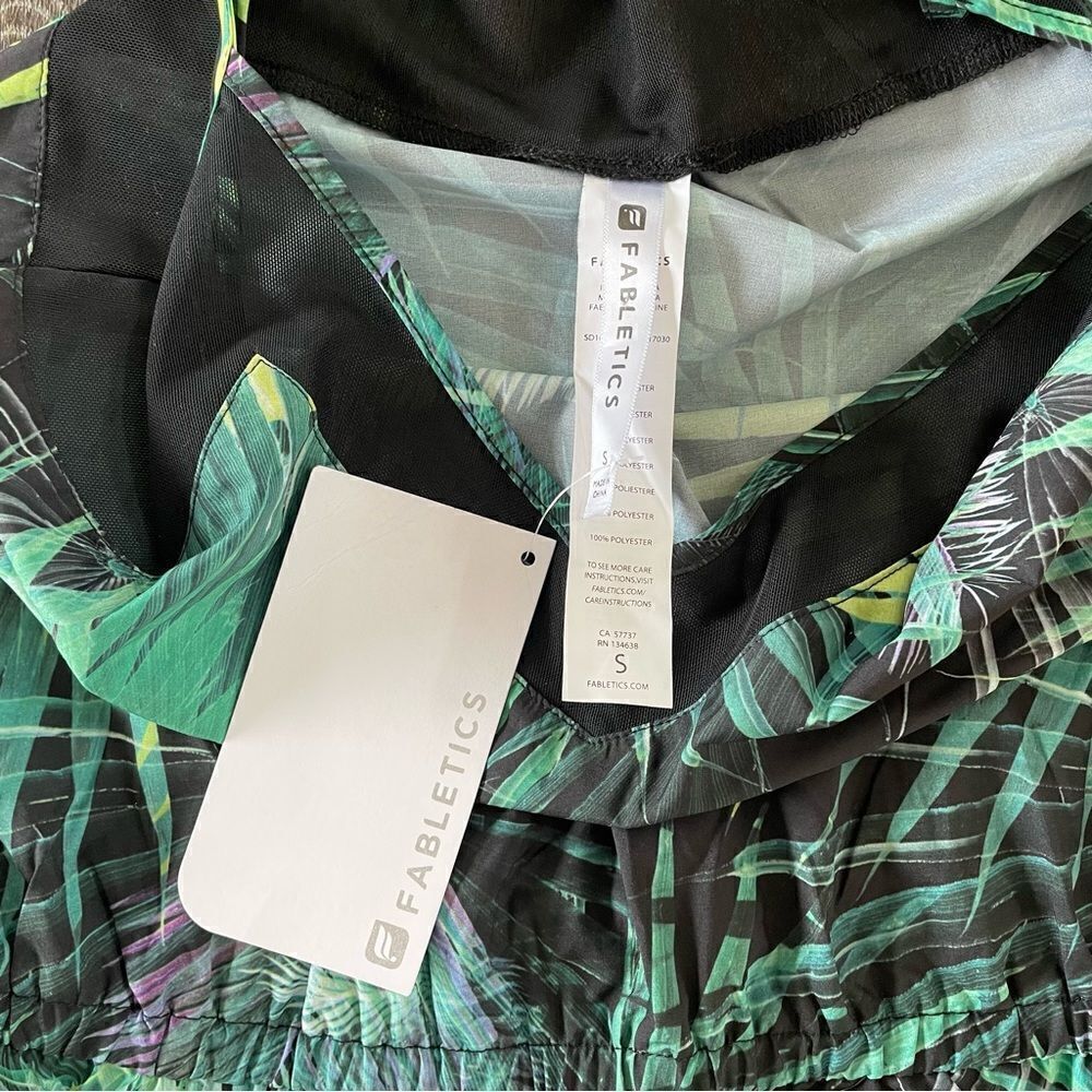 NWT Fabletics Dash Romper - Size: Small - Picture 8 of 11